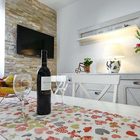 Apartment Nela Задар Екстериор снимка
