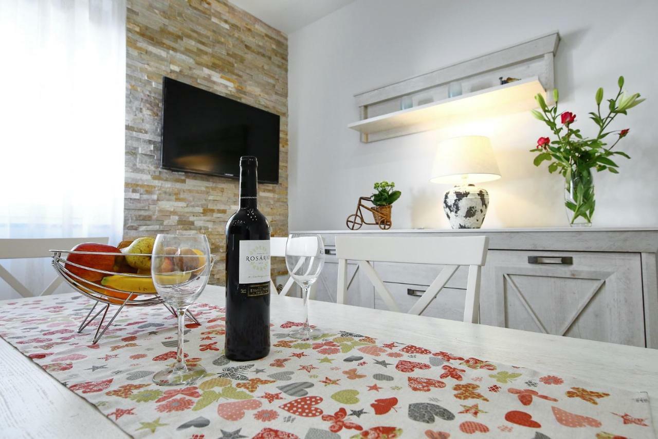 Apartment Nela Задар Екстериор снимка